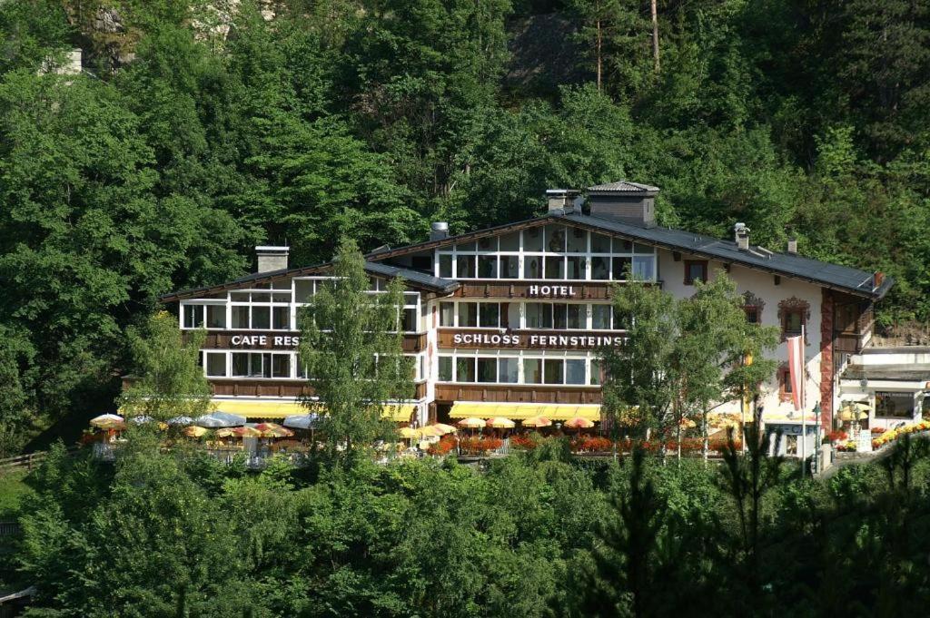 Hotel Schloss Fernsteinsee Nassereith Exterior foto